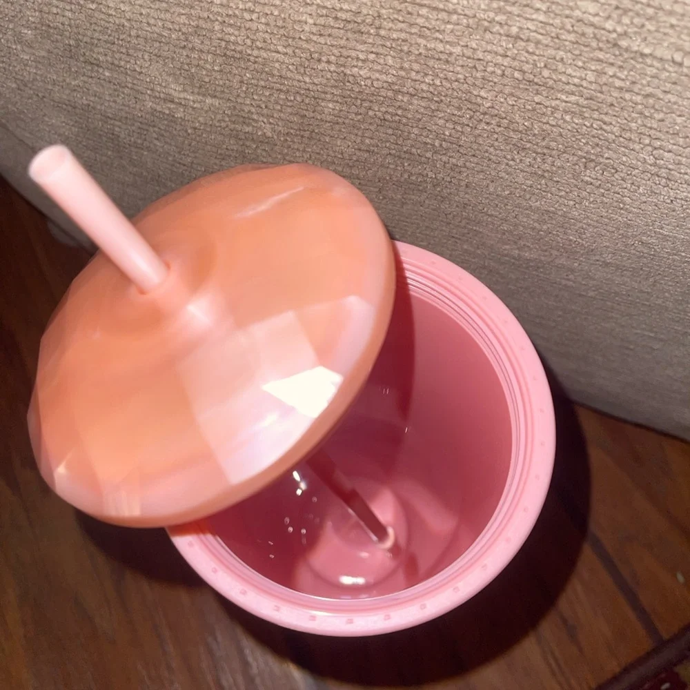 Starbucks Summer 2021 Peach Pink Marble 24 oz Cold Cup Tumbler Dome Lid W/ Straw